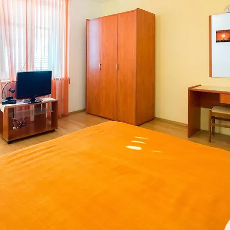 Daire Sany- Two Bedroom With Balcony And Sea View